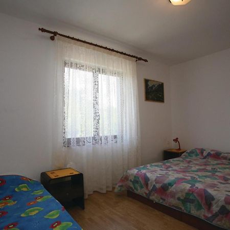 2 Bedroom Gorgeous Apartment In Labin Raša Екстериор снимка